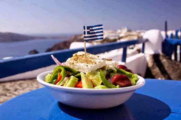 Φέτα:Δείτε για ποιό λόγο κοστίζει τόσο ακριβά...