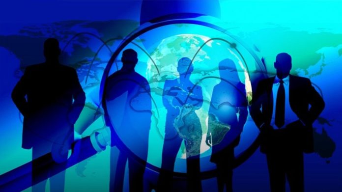 Πώς μας εξαπατούν τα ΜΜΕ... 13 απο τις μεθόδους της προπαγάνδας Πώς μας εξαπατούν τα ΜΜΕ... 13 απο τις μεθόδους της προπαγάνδας