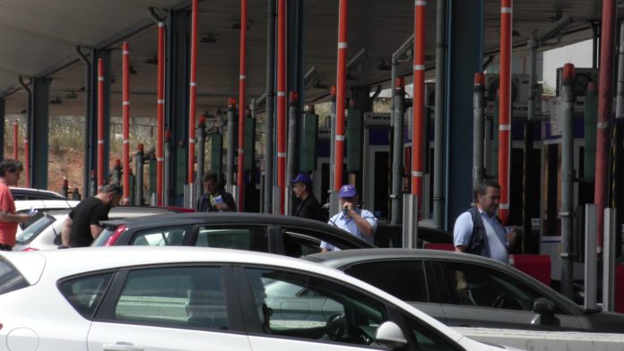 33531768_1873724719352591_2607271231455494144_o