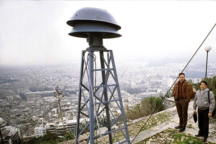 seirina_politikis_prostasias_aftodioikisi-σειρηνα-1024x684