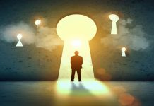 “ΝΟΜΙΜΟΝ, ΕΙΝΑΙ ΤΟ ΔΙΚΑΙΟΝ, ΠΟΥ ΣΥΜΒΑΔΙΖΕΙ ΜΕ ΤΙΣ ΑΝΘΡΩΠΙΝΕΣ ΑΞΙΕΣ” ΑΡΙΣΤΟΤΕΛΗΣ…