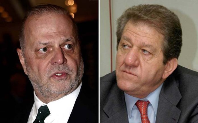 Συνεχίζεται η δίκη Μυτιληναίου – Νέζη Η υπόθεση μπήκε στο στόχαστρο της δικαιοσύνης μετά τον εντοπισμό εμβάσματος ύψους 250.000 ευρώ, το οποίο φέρεται να εμβάστηκε από αλλοδαπή εταιρία συμφερόντων του Ε. Μυτιληναίου σε εταιρία με πραγματικό δικαιούχο τον πρώην διευθύνοντα σύμβουλο της ΔΕΗ. Σκοπός της αποστολής του επίμαχου εμβάσματος, σύμφωνα με την κατηγορία, ήταν η ανάθεση στην εταιρεία ΜΕΤΚΑ, του ομίλου Μυτιληναίου, έργου της ΔΕΗ στο Λαύριο. Η ανάθεση εμφανίζεται να έγινε στις 15 /11/2003 ενώ, σύμφωνα με πληροφορίες, το έμβασμα φέρεται να μπήκε στην εταιρεία του κ. Νέζη τον Μάιο του 2003.