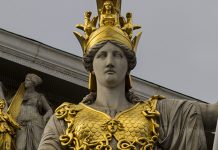 Ο ΤΕΡΑΣΤΙΟΣ ΣΤΡΑΤΗΓΙΚΟΣ ΝΟΥΣ ΕΙΝΑΙ ΑΥΤΟΣ ΠΟΥ ΔΗΜΙΟΥΡΓΗΣΕ ΔΗΜΙΟΥΡΓΕΙ ΚΑΙ ΘΑ ΔΗΜΙΟΥΡΓΕΙ ΠΑΝΤΑ ΜΕ ΝΟΗΣΗ Ο ΤΕΡΑΣΤΙΟΣ ΣΤΡΑΤΗΓΙΚΟΣ ΝΟΥΣ ΕΙΝΑΙ ΑΥΤΟΣ ΠΟΥ ΔΗΜΙΟΥΡΓΗΣΕ ΔΗΜΙΟΥΡΓΕΙ ΚΑΙ ΘΑ ΔΗΜΙΟΥΡΓΕΙ ΠΑΝΤΑ ΜΕ ΝΟΗΣΗ. ΚΑΙ ΟΤΙΔΗΠΟΤΕ ΠΡΑΤΤΕΙ ΑΥΤΟΣ Ο ΤΕΡΑΣΤΙΟΣ ΔΗΜΙΟΥΡΓΟΣ ΝΟΥΣ ΕΙΝΑΙ ΤΟΣΟ ΚΑΛΑ ΣΤΕΡΕΩΜΕΝΟ ΠΟΥ ΠΡΑΓΜΑΤΙΚΑ ΕΙΝΑΙ ΣΤΑΘΕΡΟ ΓΕΡΟ ΠΑΝΤΟΤΙΝΟ. ΔΗΛΑΔΗ ΙΕΡΟ ΚΑΙ ΔΟΣΜΕΝΟ ΜΕ ΑΠΕΙΡΗ ΤΟΥ ΑΠΕΙΡΟΥ ΑΡΕΤΗ ΠΡΟΣ ΟΛΟΥΣ ΚΑΙ ΟΛΑ ΔΙΟΤΙ ΠΡΟΕΡΧΕΤΑΙ ΑΠΟ ΤΟ ΟΛΟΝ ΩΣ ΜΕΡΙΣΤΩ ΤΟΥ ΠΟΥ ΕΙΝΑΙ.