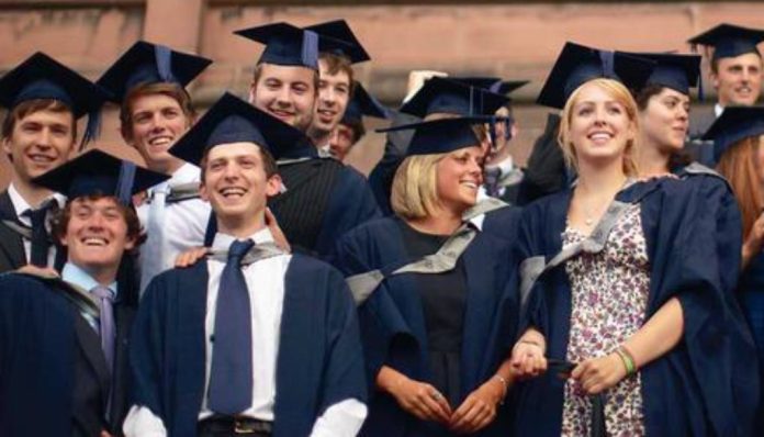 ΗΠΑ: Kατηγορίες σε βάρος δεκάδων προσώπων για απάτη στις εισαγωγικές εξετάσεις πανεπιστημίων της ελίτΔιεθνή αμερικάνικα πανεπιστήμια, απάτη, ελιτ