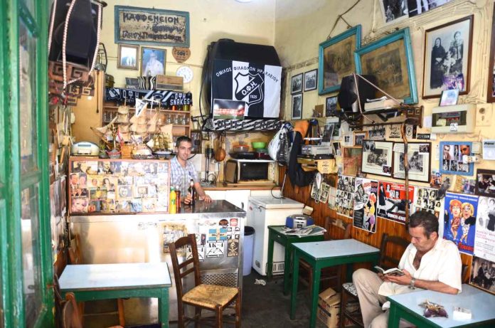 kafeneio-sarantayga-iraklio-kriti-DSC_7042