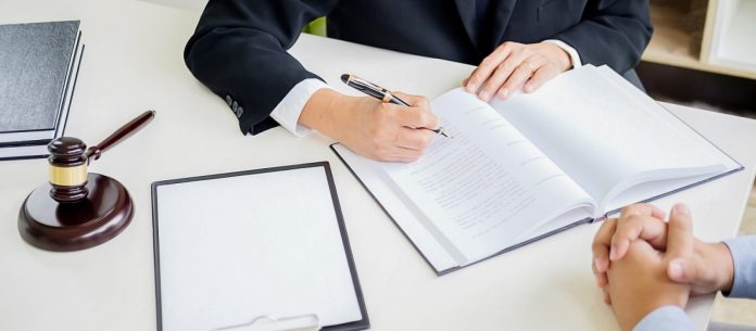 Υπερχρεωμένα νοικοικυριά: Αλλάζει το δικονομικό πλαίσιο εκδίκασης των διαφορών του ν. 3869/2010 Υπερχρεωμένα νοικοικυριά: Αλλάζει το δικονομικό πλαίσιο εκδίκασης των διαφορών του ν. 3869/2010