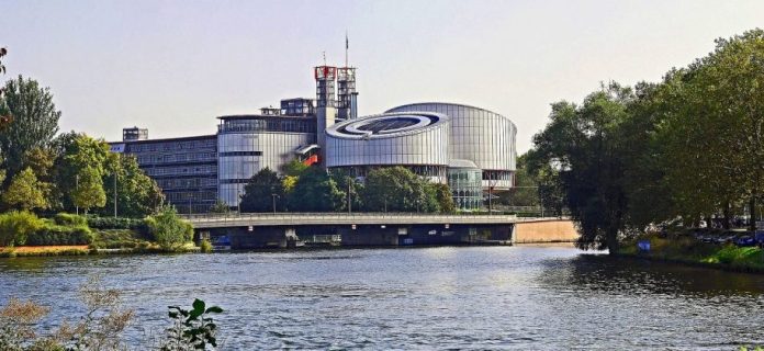 «Ναι» του Ευρωπαϊκού Δικαστηρίου σε μαζικές απελάσεις παράνομων μεταναστών: Όλο το σκεπτικό «Ναι» του Ευρωπαϊκού Δικαστηρίου σε μαζικές απελάσεις παράνομων μεταναστών: Όλο το σκεπτικό