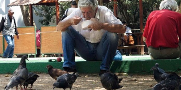 Εκθεση-γροθιά: 6,3 εκατομμύρια Ελληνες απειλούνται από τη φτώχεια -Απέτυχαν οι πολιτικές προστασίας