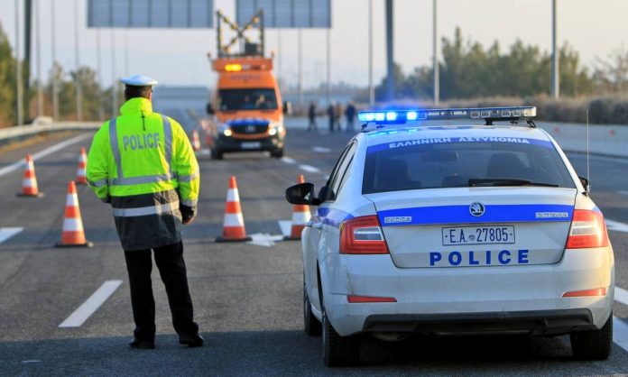 Κορονοϊός: Ξεχάστε το Πάσχα στο χωριό-Μπλόκα, βαριά πρόστιμα και ποινικές κυρώσεις στους «πονηρούς» Κορονοϊός: Ξεχάστε το Πάσχα στο χωριό-Μπλόκα, βαριά πρόστιμα και ποινικές κυρώσεις στους «πονηρούς»