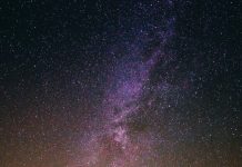 ΑΞΙΕΣ: ΟΙ ΙΔΙΟΤΗΤΕΣ ΠΟΥ ΤΟΠΟΘΕΤΟΥΝ ΤΟΝ ΑΝΘΡΩΠΟ ΣΤΗΝ ΜΕΣΟΤΗΤΑ ΑΞΙΕΣ: ΟΙ ΙΔΙΟΤΗΤΕΣ ΠΟΥ ΤΟΠΟΘΕΤΟΥΝ ΤΟΝ ΑΝΘΡΩΠΟ ΣΤΗΝ ΜΕΣΟΤΗΤΑ