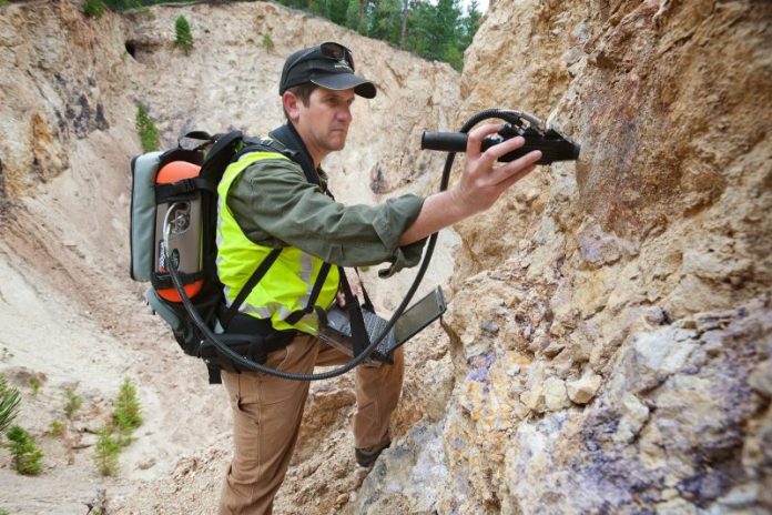 Η ΕΛΛΑΔΑ ΗΤΑΝ ΠΑΝΤΑ ΜΙΑ ΧΩΡΑ ΜΕ ΠΛΟΥΣΙΕΣ ΠΛΟΥΤΟΠΑΡΑΓΩΓΙΚΕΣ ΠΗΓΕΣ