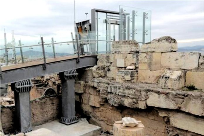 Νέα τεκμήρια από τις καταστρεπτικές εργασίες στην Ακρόπολη!!!!