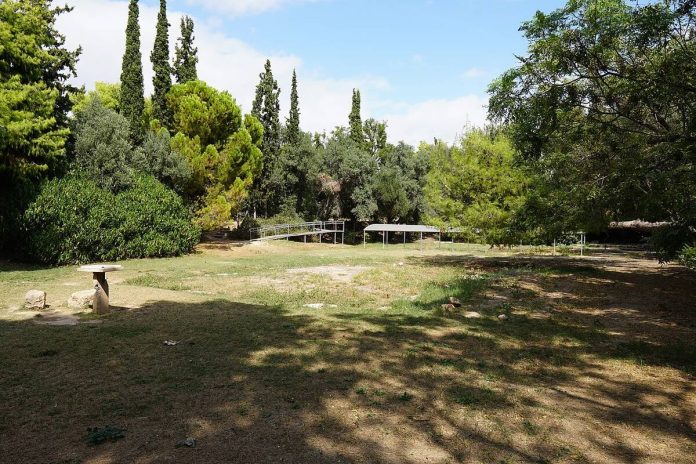 Ακαδημία Πλάτωνος: Το επόμενο τσιμέντωμα