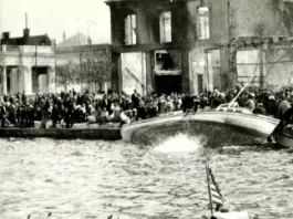 Σαν σήμερα 13 Σεπτεμβρίου, η Σμύρνη παραδίδεται στις φλόγες – Ο Ελληνισμός της Μικρασίας ξεριζώνεται