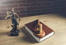 Μη συμμόρφωση σε δικαστική απόφαση: «Καπέλο» 10.000 ευρώ στο Δημόσιο πέραν της αποζημίωσης 198.700 ευρώ Μη συμμόρφωση σε δικαστική απόφαση: «Καπέλο» 10.000 ευρώ στο Δημόσιο πέραν της αποζημίωσης 198.700 ευρώ