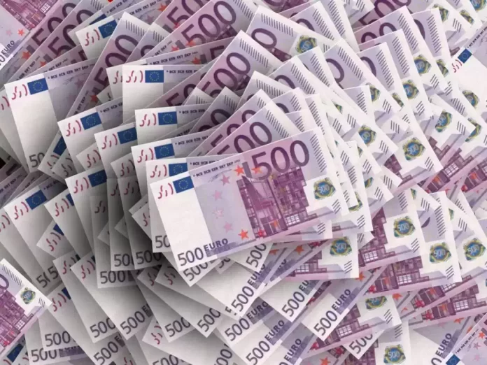 Στα πόσα πεντακοσάευρα ψάχνουν οι εισαγγελείς; Στα πόσα πεντακοσάευρα ψάχνουν οι εισαγγελείς;