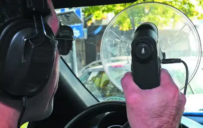 Προβληματικές λειτουργίες των κρατικών συστημάτων παρακολούθησης κινητών και σταθερών τηλεφώνων αποτυπώνονται στο απόρρητο πόρισμα της ΑΔΑΕ