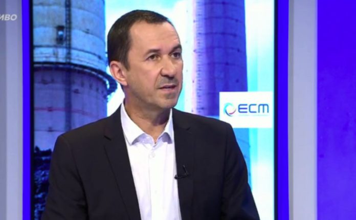 Σκόπια: Η Ελλάδα της πουλά λιγνίτη και μαζούτ αντί να τα χρησιμοποιήσει για φθηνή παραγωγή ενέργειας