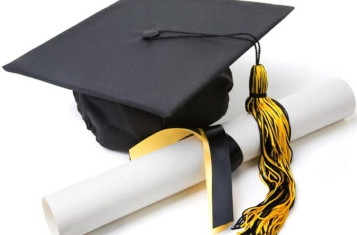 ΠΡΩΤΗ Η ΕΛΛΑΔΑ ΣΤΗΝ ΑΝΕΡΓΙΑ ΤΩΝ ΠΤΥΧΙΟΥΧΩΝ ΣΤΗΝ ΕΥΡΩΠΗ! ΠΡΩΤΗ Η ΕΛΛΑΔΑ ΣΤΗΝ ΑΝΕΡΓΙΑ ΤΩΝ ΠΤΥΧΙΟΥΧΩΝ ΣΤΗΝ ΕΥΡΩΠΗ!