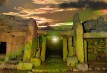 Γι αυτό το Isis καταστρέφει αρχαιότητες Γι’ αυτό το Isis καταστρέφει αρχαιότητες