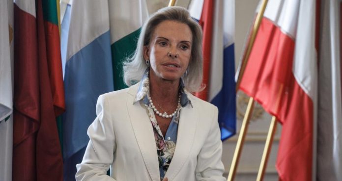 Υποκλοπές Νέο επεισόδιο στην PEGA με πρωταγωνίστρια την Βόζενμπεργκ Υποκλοπές: Νέο επεισόδιο στην PEGA με πρωταγωνίστρια την Βόζενμπεργκ