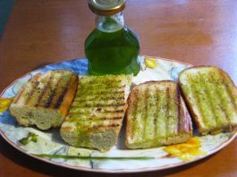 ΤΟ ΨΩΜΙ ΨΩΜΑΚΙ ΚΑΙ ΤΟ ΛΑΔΙ ΛΑΔΑΚΙ