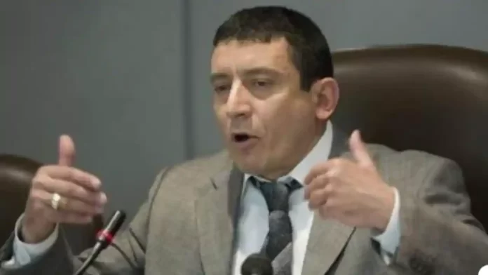 Με ξέπλυμα μαύρου χρήματος τα funds αγοράζουν σε Πλειστηριασμούς πρώτες κατοικίες. ΑΑΔΕ ΤτΕ Πολιτεία και παραδικαστικό τους καλύπτουν χωρίς ελέγχους