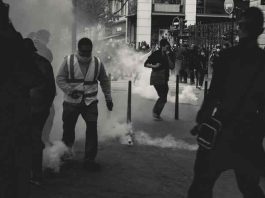 Σαρώνει η βία ανήλικων: Συλλήψεις σε Αγία Παρασκευή και Βουλιαγμένη!