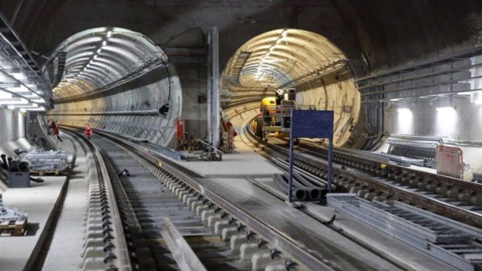 Και μετρό Θεσσαλονίκης δεν έχουμε και αποζημιώσεις δίνουμε