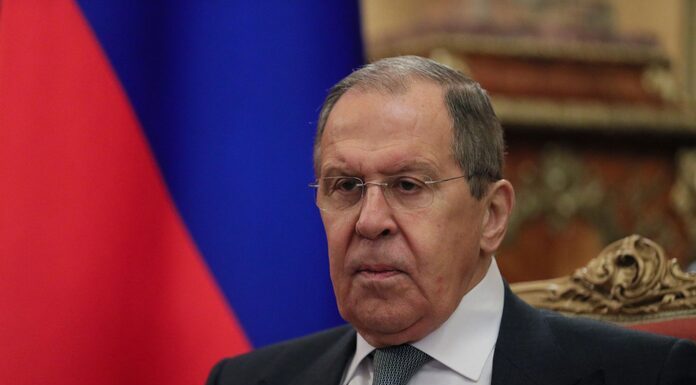 Λαβρόφ: «Αν η Δύση θέλει να πολεμήσει για την Ουκρανία η Ρωσία είναι έτοιμη» Λαβρόφ: «Αν η Δύση θέλει να πολεμήσει για την Ουκρανία η Ρωσία είναι έτοιμη»