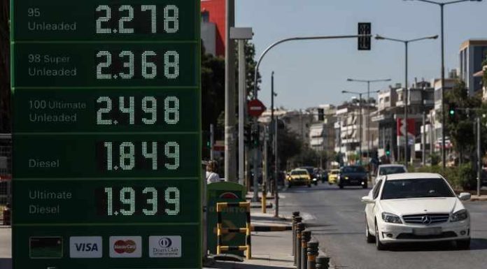 Τα αρρωστημένα μυαλά της Ε.Ε. σχεδιάζουν χαράτσι 10 λεπτών στην τιμή της βενζίνης