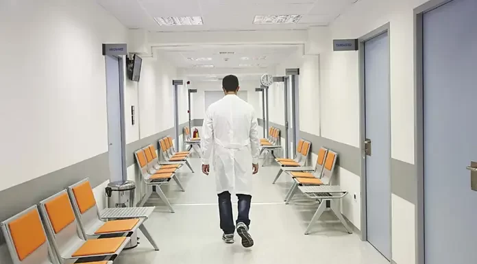 Υπό διάλυση το ΕΣΥ: Από «φιλότιμο λειτουργεί το νοσοκομείο Σερρών» λένε οι γιατροί! Υπό διάλυση το ΕΣΥ: Από «φιλότιμο λειτουργεί το νοσοκομείο Σερρών» λένε οι γιατροί!