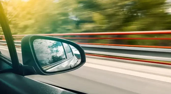 Οδήγηση χωρίς γυαλιά οράσεως: Δείτε πως θα γλιτώσετε το πρόστιμο των 200 ευρώ Οδήγηση χωρίς γυαλιά οράσεως: Δείτε πως θα γλιτώσετε το πρόστιμο των 200 ευρώ