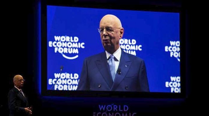 Ελβετός αξιωματούχος ζήτησε τη σύλληψη του Κλάους Σουάμπ και άλλων ελίτ της παγκοσμιοποίησης με κατηγορίες για «δημοκτονία»