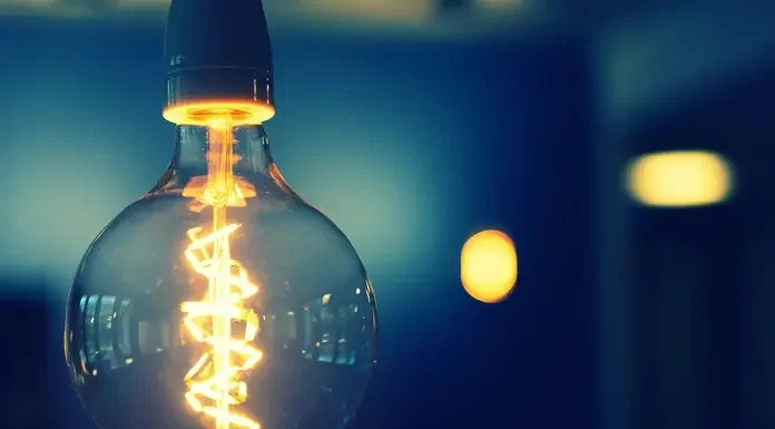 Νυχτερινό ρεύμα: Δείτε τι αλλάζει από σήμερα για τους καταναλωτές Νυχτερινό ρεύμα: Δείτε τι αλλάζει από σήμερα για τους καταναλωτές