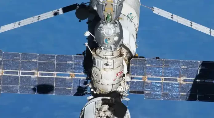 Ρωσία: Κατασκευάζει διαστημικό σταθμό με δυνατότητα καθοδήγησης σμήνους δορυφόρων-δολοφόνων Ρωσία: Κατασκευάζει διαστημικό σταθμό με δυνατότητα καθοδήγησης σμήνους δορυφόρων-δολοφόνων