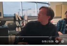 Βίντεο: O κολοσσός Blackrock που χρηματοδοτεί το ουκρανικό καθεστώς είχε πληρώσει τον δολοφόνο Τόμας Μάθιου Κρουκς σε διαφήμισή της Βίντεο: O κολοσσός Blackrock που χρηματοδοτεί το ουκρανικό καθεστώς είχε πληρώσει τον δολοφόνο Τόμας Μάθιου Κρουκς σε διαφήμισή της