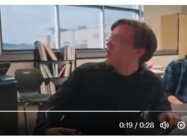 Βίντεο: O κολοσσός Blackrock που χρηματοδοτεί το ουκρανικό καθεστώς είχε πληρώσει τον δολοφόνο Τόμας Μάθιου Κρουκς σε διαφήμισή της