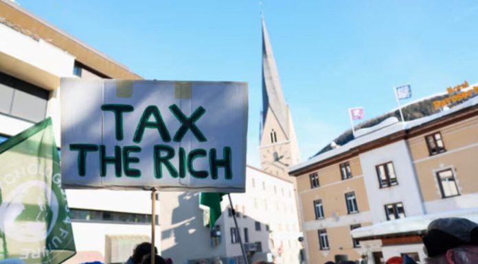 Oxfam: Το πλουσιότερο 1% αύξησε την περιουσία του κατά 42 τρισεκ. δολάρια την τελευταία δεκαετία