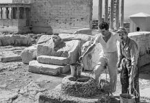 Η ΑΡΧΑΙΑ ΔΕΞΑΜΕΝΗ ΝΕΡΟΥ ΣΤΗΝ ΑΚΡΟΠΟΛΗ Η ΑΡΧΑΙΑ ΔΕΞΑΜΕΝΗ ΝΕΡΟΥ ΣΤΗΝ ΑΚΡΟΠΟΛΗ