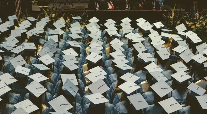 Πρωτοετείς φοιτητές: Τι πρέπει να γνωρίζετε για την εγγραφή σας Πρωτοετείς φοιτητές: Τι πρέπει να γνωρίζετε για την εγγραφή σας