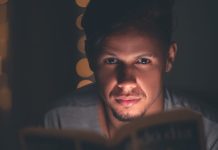 Πρώην πράκτορας του FBI : Αν δεις αυτά τα 8 σημάδια δεν πρέπει να εμπιστευτείς ένα άτομο Πρώην πράκτορας του FBI : Αν δεις αυτά τα 8 σημάδια δεν πρέπει να εμπιστευτείς ένα άτομο