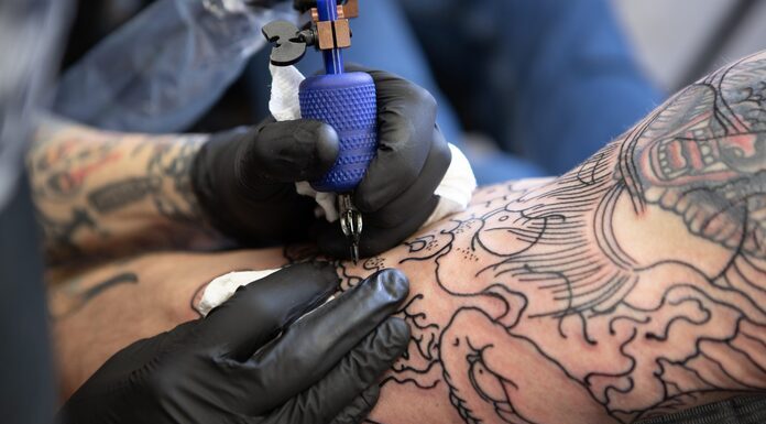 Επικίνδυνα βακτήρια βρέθηκαν σε μελάνια τατουάζ – Τι αναφέρει επιστημονική μελέτη Επικίνδυνα βακτήρια βρέθηκαν σε μελάνια τατουάζ – Τι αναφέρει επιστημονική μελέτη