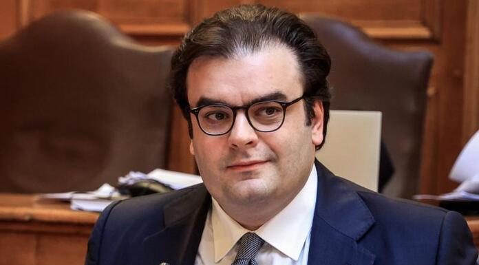 Σάλος στα σχολεία: Εισήγηση για πιστοποίηση Αγγλικών και Πληροφορικής ως προϋπόθεση για τη λήψη Εθνικού Απολυτηρίου! Σάλος στα σχολεία: Εισήγηση για πιστοποίηση Αγγλικών και Πληροφορικής ως προϋπόθεση για τη λήψη Εθνικού Απολυτηρίου!