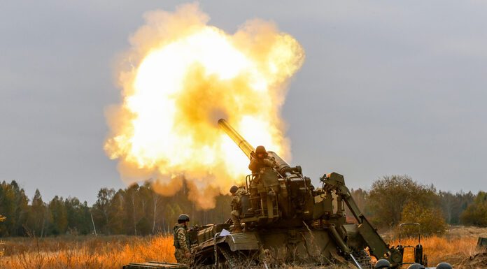 Forbes: «Η Ρωσία έχει τον μεγαλύτερο αριθμό συστημάτων πυροβολικού στον κόσμο» Forbes: «Η Ρωσία έχει τον μεγαλύτερο αριθμό συστημάτων πυροβολικού στον κόσμο»