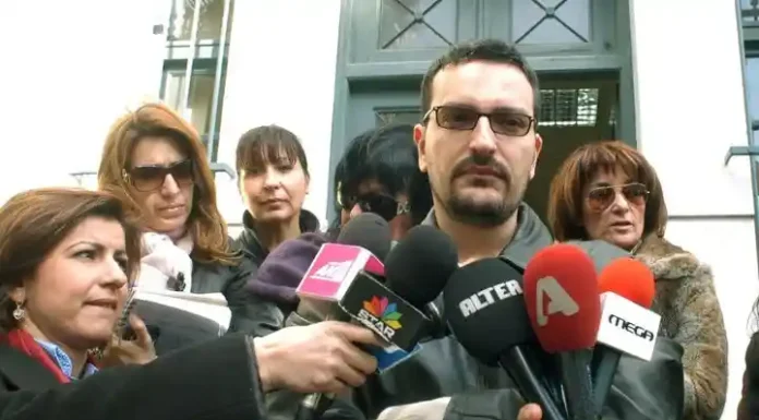 Δολοφονία Σωκράτη Γκόλια Δεν είναι η μόνη περίπτωση φυσικά… θυμηθείτε… ΚΑΡΑΙΒΑΖ…!!! Δολοφονία Σωκράτη Γκόλια Δεν είναι η μόνη περίπτωση φυσικά... θυμηθείτε... ΚΑΡΑΙΒΑΖ...!!!