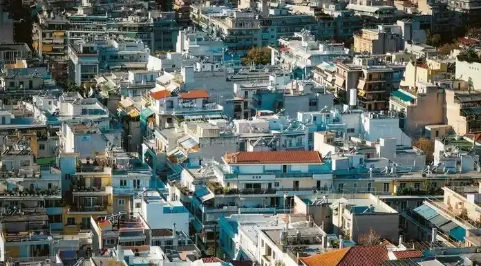 Καίνε οι τιμές ενοικίασης φοιτητικών κατοικιών – Τι θα πληρώσουμε σε περιοχές της Αθήνας και της Θεσσαλονίκης Καίνε οι τιμές ενοικίασης φοιτητικών κατοικιών – Τι θα πληρώσουμε σε περιοχές της Αθήνας και της Θεσσαλονίκης Τι πρέπει να προσέξουν γονείς και φοιτητές - Συμβουλές από το ΚΕΠΚΑ