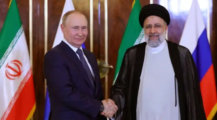 Η Ρωσία αποφάσισε να «πολεμήσει» στο πλάι του Ιράν: Το αδιέξοδο της Τεχεράνης προβληματίζει την Μόσχα – Θα στηρίξει ενεργά για πρώτη φορά Η Ρωσία αποφάσισε να «πολεμήσει» στο πλάι του Ιράν: Το αδιέξοδο της Τεχεράνης προβληματίζει την Μόσχα – Θα στηρίξει ενεργά για πρώτη φορά Ρωσικά μεταγωγικά αεροσκάφη προσγειώνονται συνεχώς στο ιρανικά αεροδρόμια - Ο ίδιος ο Σ.Σοϊγκού έφτασε στην ιρανική πρωτεύουσα