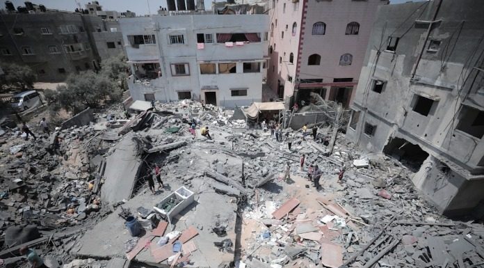 Γάζα: Ισραηλινός βομβαρδισμός πολυκατοικίας στην Μπέιτ Λάχια – Τουλάχιστον 11 νεκροί Γάζα: Ισραηλινός βομβαρδισμός πολυκατοικίας στην Μπέιτ Λάχια – Τουλάχιστον 11 νεκροί