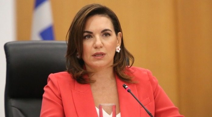 Η υπουργός Τουρισμού Όλγα Κεφαλογιάννη δαπάνησε 118.000 € των φορολογουμένων για χαλιά και ολική ανακαίνιση του γραφείου της!! Η υπουργός Τουρισμού Όλγα Κεφαλογιάννη δαπάνησε 118.000 € των φορολογουμένων για χαλιά και ολική ανακαίνιση του γραφείου της!!